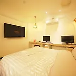 Hotel Candy