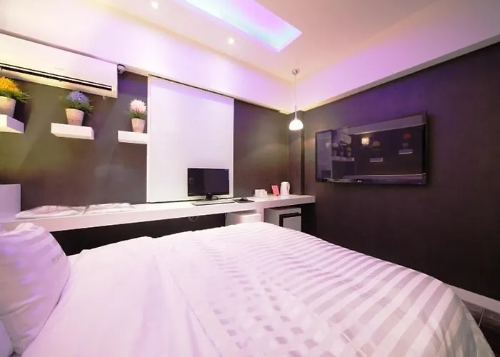 Hotel Candy