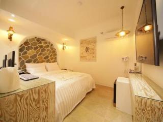 Motel Candy 2*